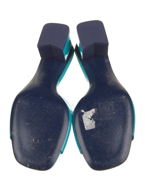 Chanel 2022 Interlocking CC Logo Slides