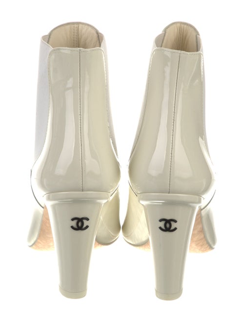 Chanel 2022 Interlocking CC Logo Chelsea Boots