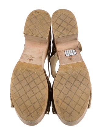 Chanel Interlocking CC Logo Suede Espadrilles