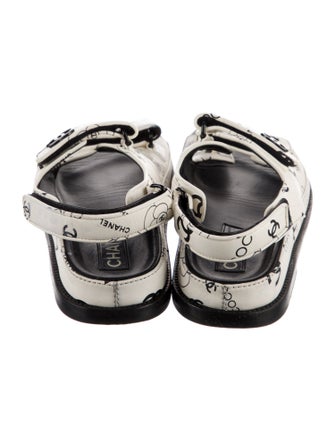 Chanel 2022 Interlocking CC Logo Slingback Sandals