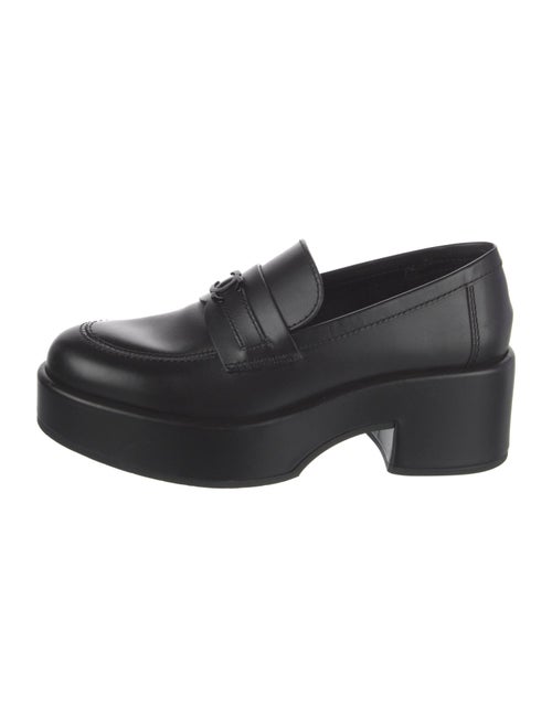 Chanel 2022 Interlocking CC Logo Oxfords