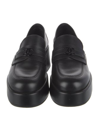 Chanel 2022 Interlocking CC Logo Oxfords