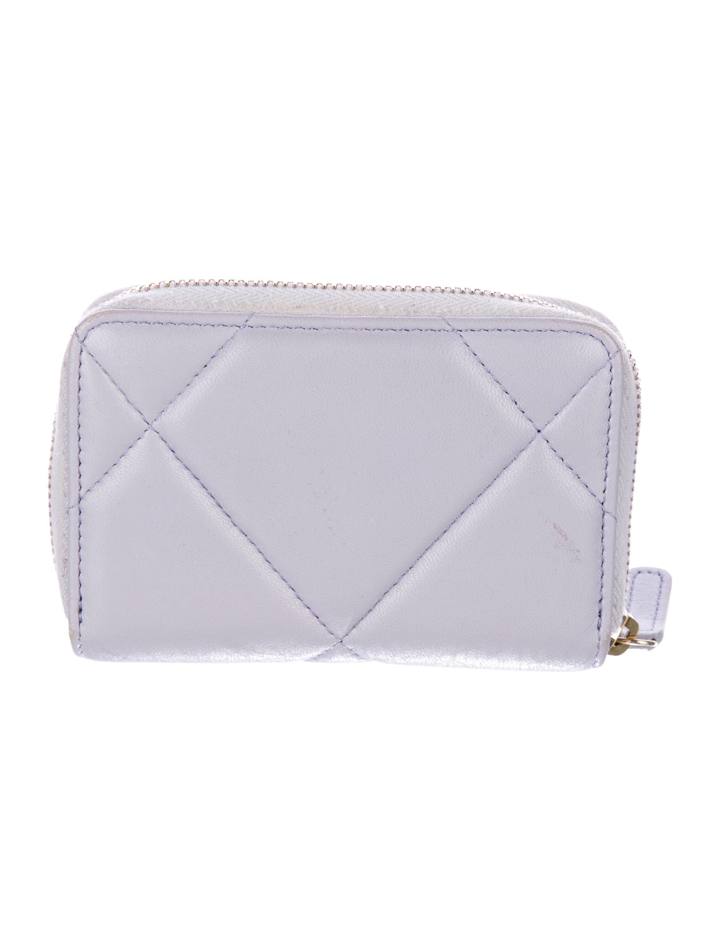 Chanel 2021-2022 19 Coin Purse Compact Wallet