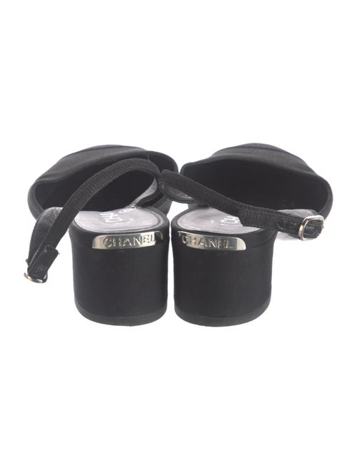 Chanel Interlocking CC Logo Grosgrain Trim Slingback Pumps