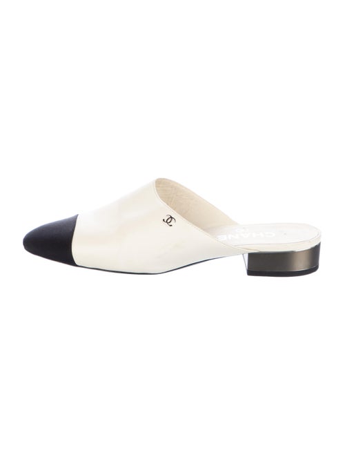 Chanel Interlocking CC Logo Leather Mules
