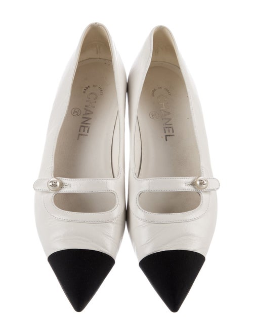 Chanel 2024 Interlocking CC Logo Mary Jane Flats