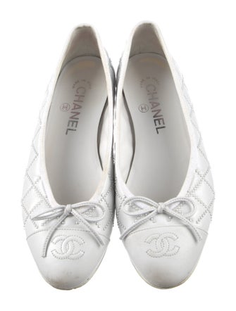 Chanel 2021 Interlocking CC Logo Flats