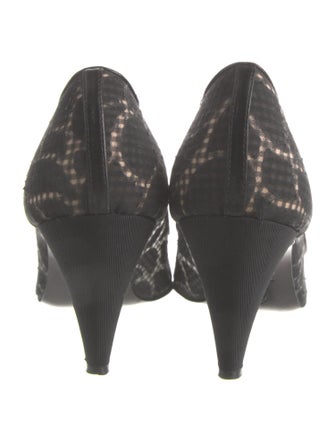 Chanel Interlocking CC Logo Mesh Pumps