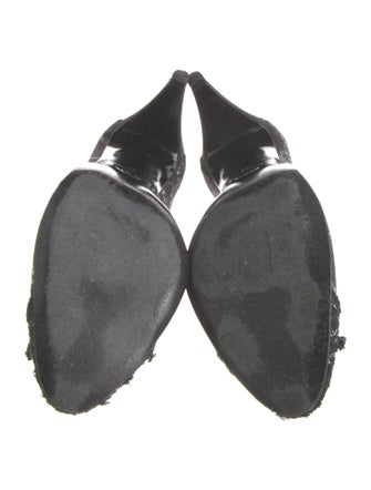 Chanel Interlocking CC Logo Mesh Pumps