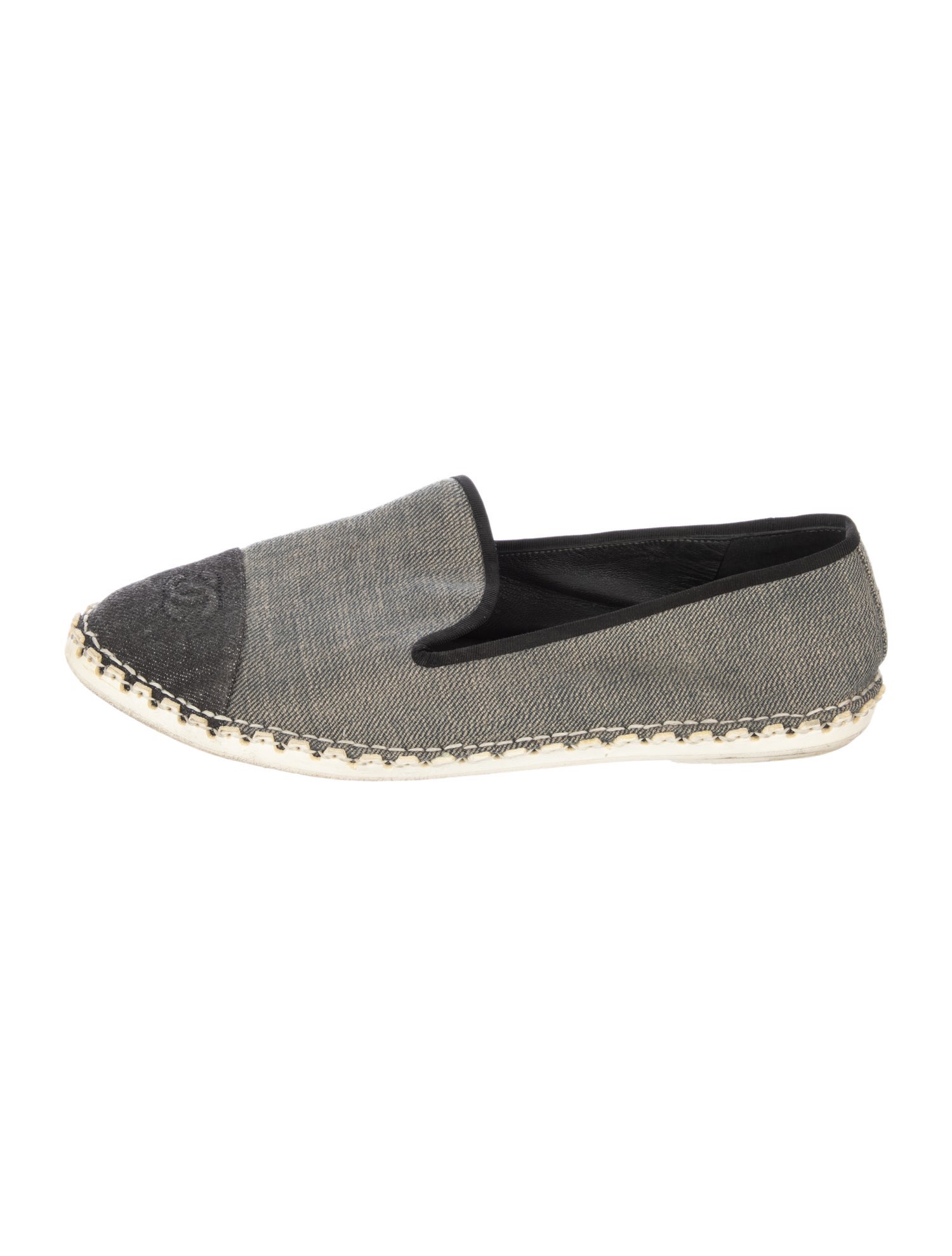 Chanel 2019 Interlocking CC Logo Espadrilles