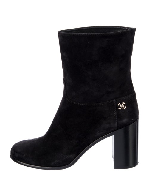 Chanel Interlocking CC Logo Suede Boots