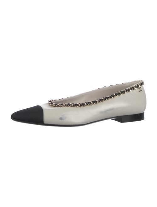 Chanel Interlocking CC Logo Leather Ballet Flats
