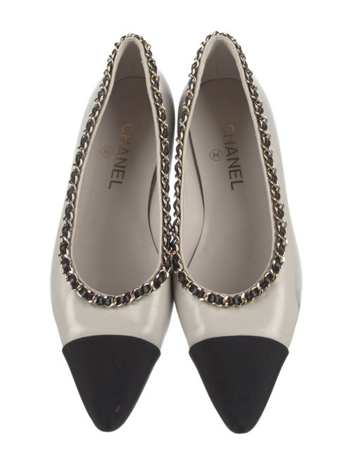 Chanel Interlocking CC Logo Leather Ballet Flats