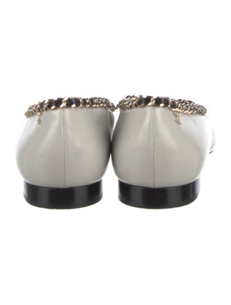 Chanel Interlocking CC Logo Leather Ballet Flats