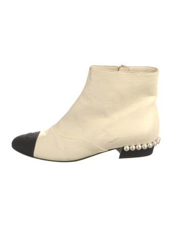 Chanel 2018 Interlocking CC Logo Boots