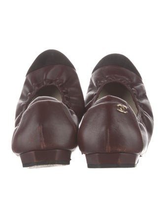 Chanel Interlocking CC Logo Leather Ballet Flats