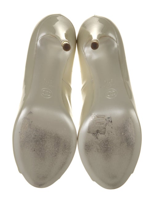 Chanel 2015 Interlocking CC Logo Pumps