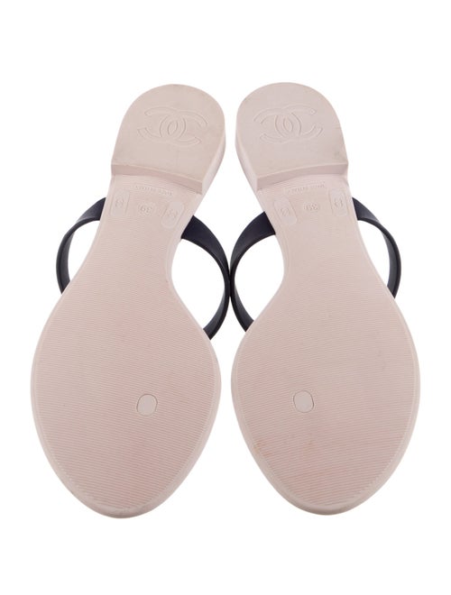 Chanel Interlocking CC Logo Rubber Flip Flops
