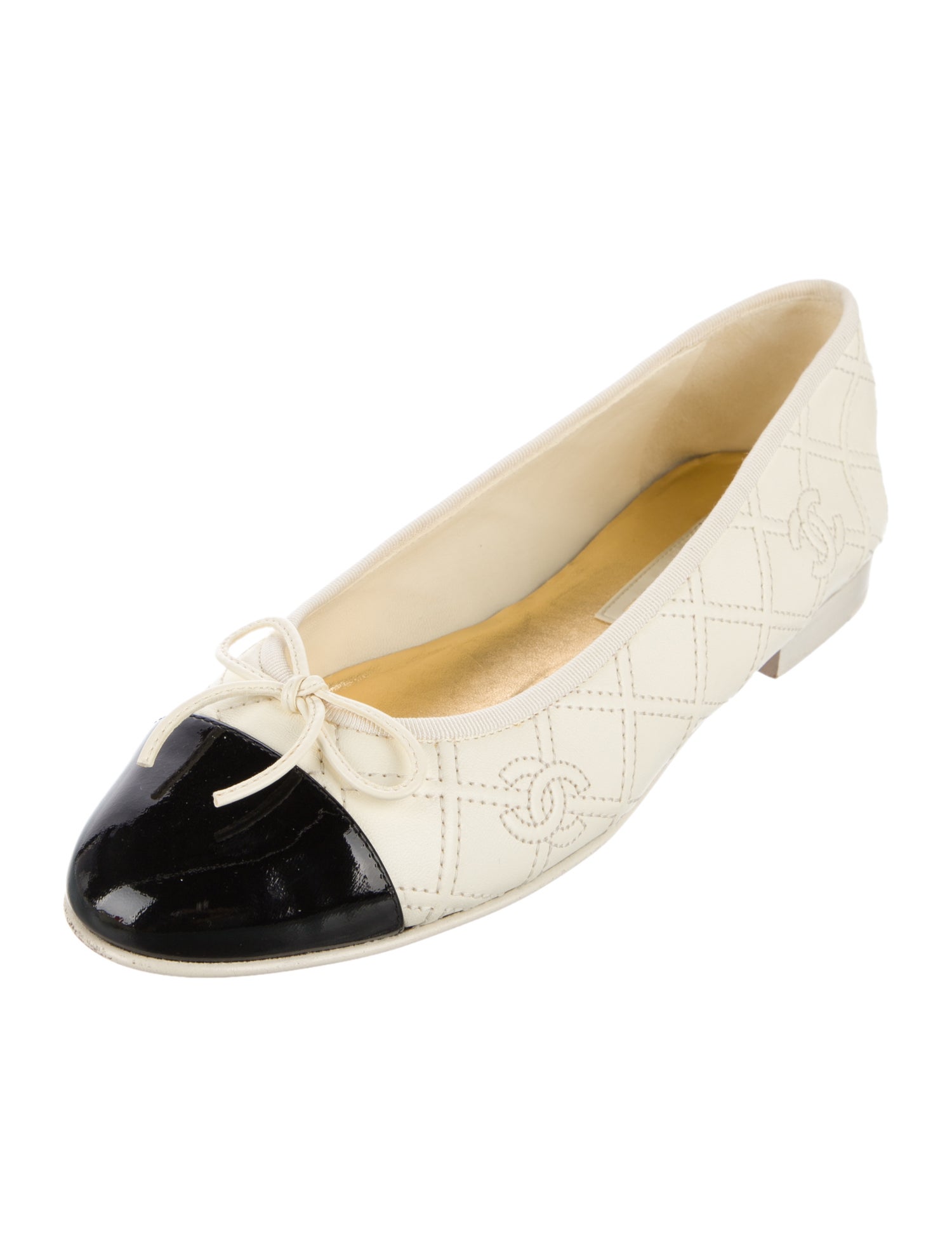 Chanel Interlocking CC Logo Lambskin Ballet Flats