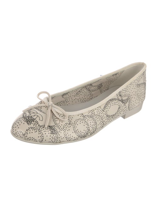 Chanel 2023 Interlocking CC Logo Flats