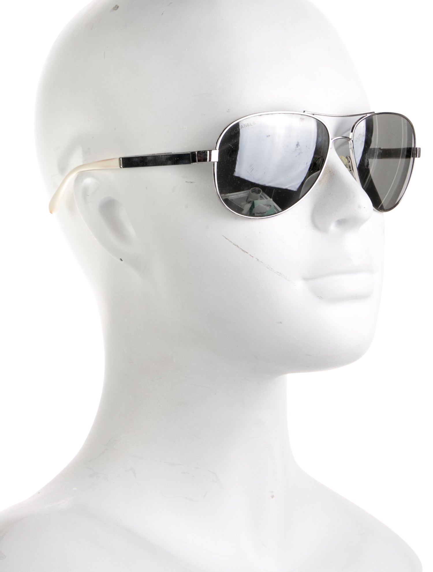 Chanel Interlocking CC Logo Aviator Sunglasses