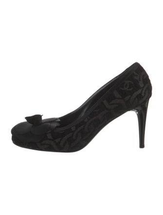 Chanel Interlocking CC Logo Velvet Pumps