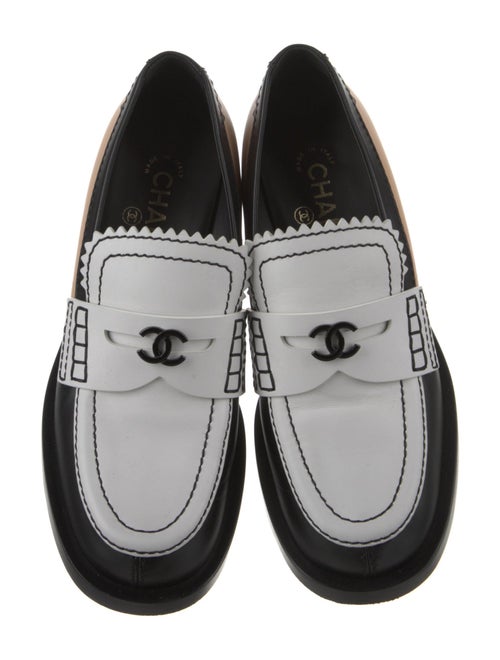 Chanel 2023 Interlocking CC Logo Loafers