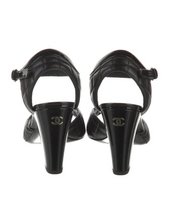 Chanel Interlocking CC Logo Leather Sandals