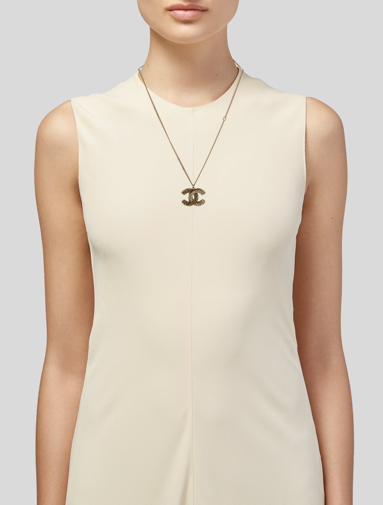 Chanel Strass Chain Motif CC Pendant Necklace