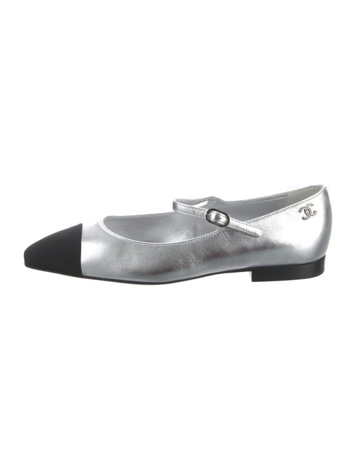 Chanel 2024 Interlocking CC Logo Mary Jane Flats