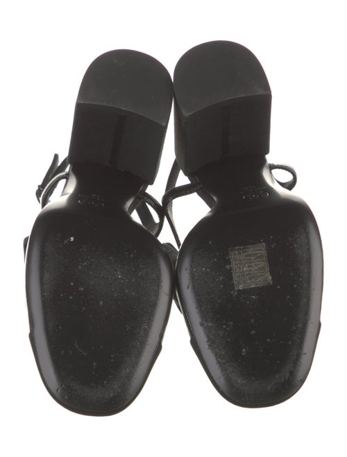 Chanel 2023 Interlocking CC Logo Slingback Pumps