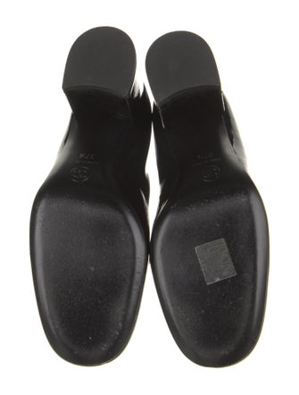 Chanel 2024 Interlocking CC Logo Pumps