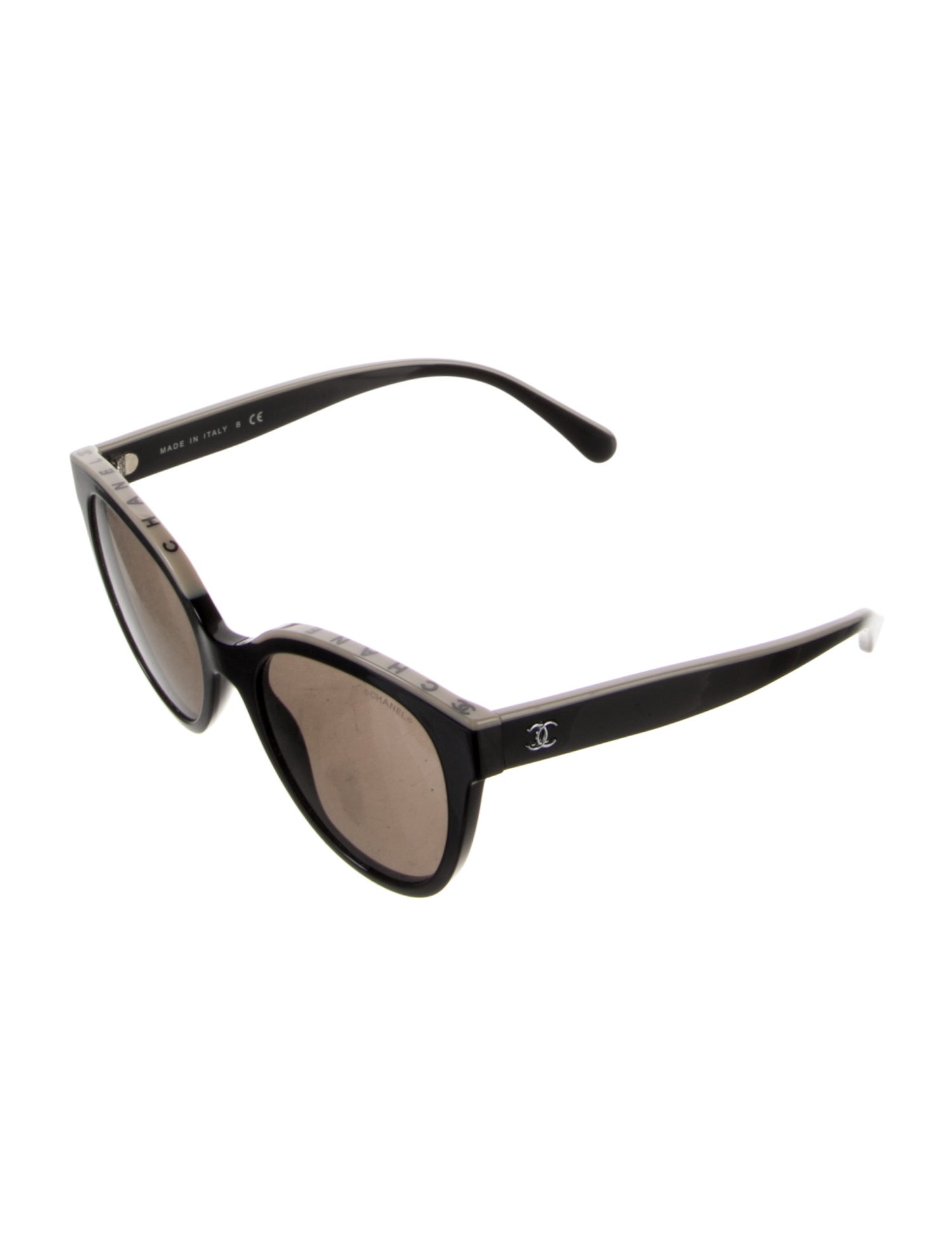 Chanel Interlocking CC Logo Wayfarer Sunglasses