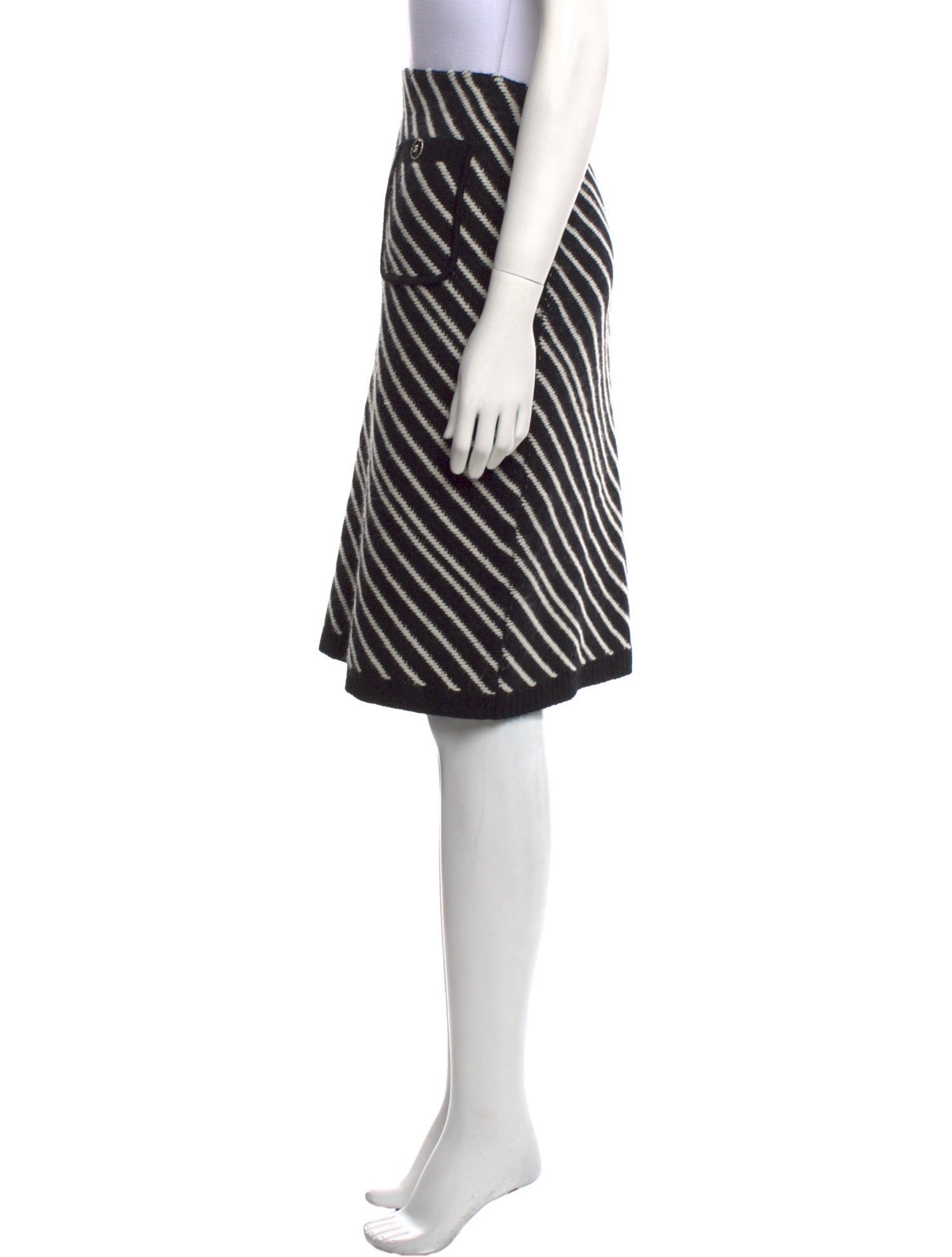 Chanel 2021 Knee-Length Skirt w/ Tags