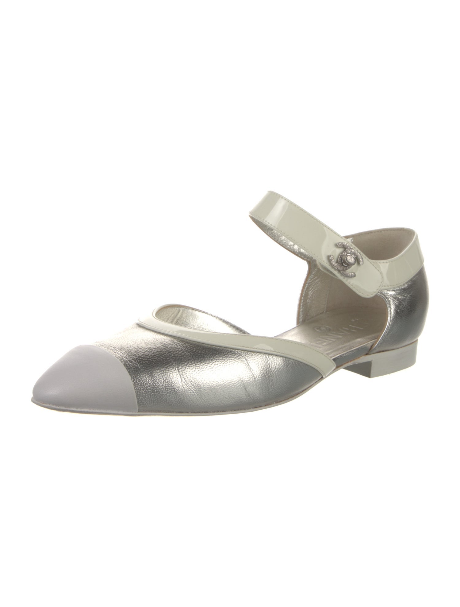 Chanel 2022 Interlocking CC Logo D'Orsay Flats