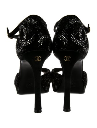 Chanel 2023 Interlocking CC Logo Sandals