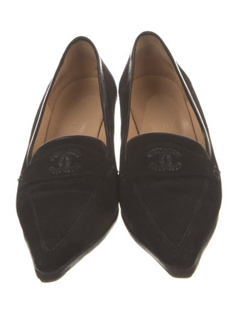Chanel Interlocking CC Logo Suede Pumps