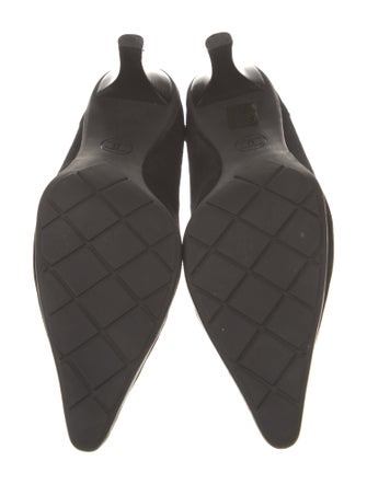 Chanel Interlocking CC Logo Suede Pumps