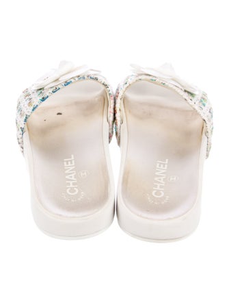 Chanel 2017 Interlocking CC Logo Slides