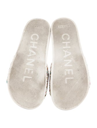 Chanel 2017 Interlocking CC Logo Slides