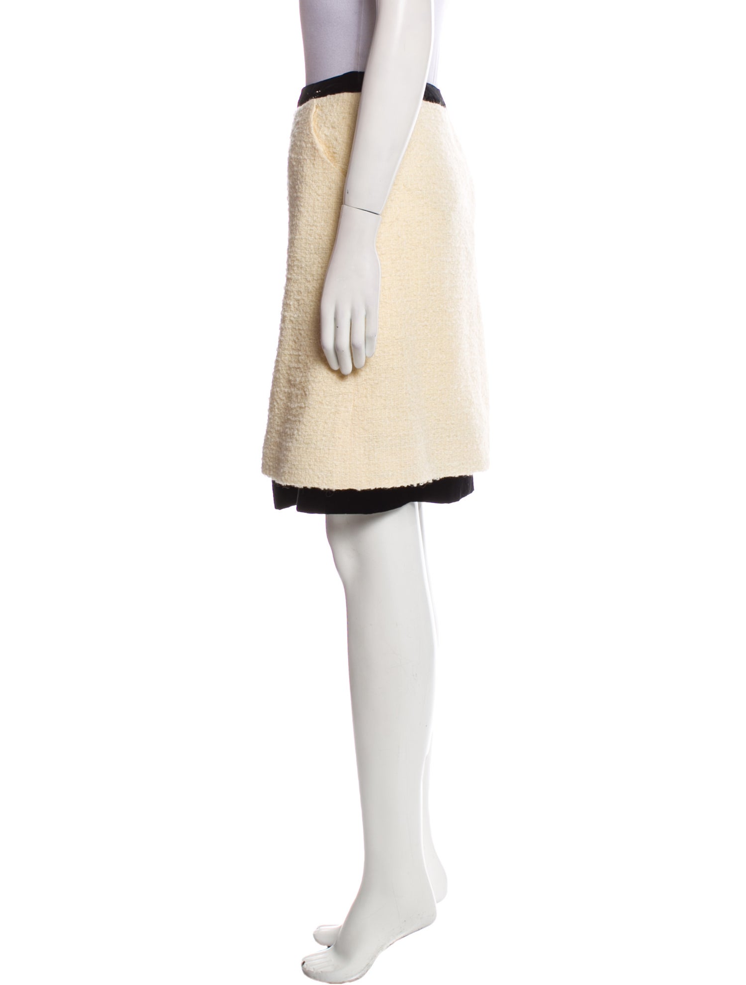 Chanel Vintage Knee-Length Skirt