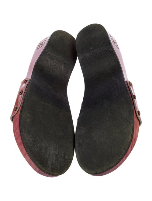 Chanel Interlocking CC Logo Patent Leather Slides