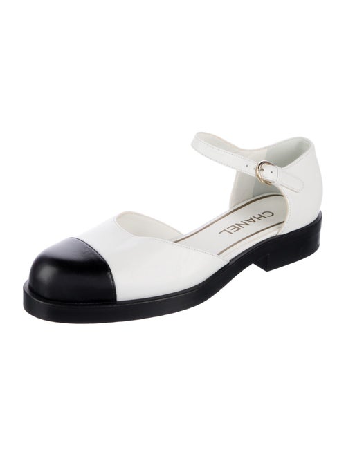 Chanel 2023 Interlocking CC Logo D'Orsay Flats