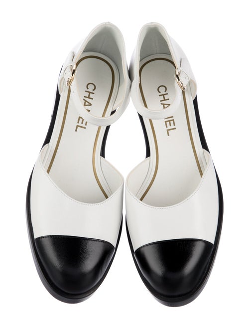 Chanel 2023 Interlocking CC Logo D'Orsay Flats