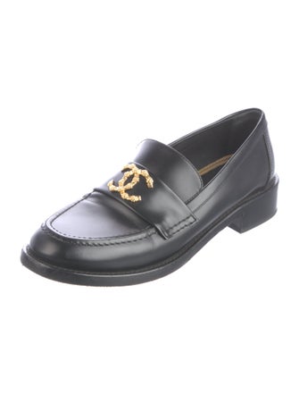Chanel 2024 Interlocking CC Logo Loafers