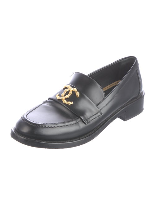 Chanel 2024 Interlocking CC Logo Loafers