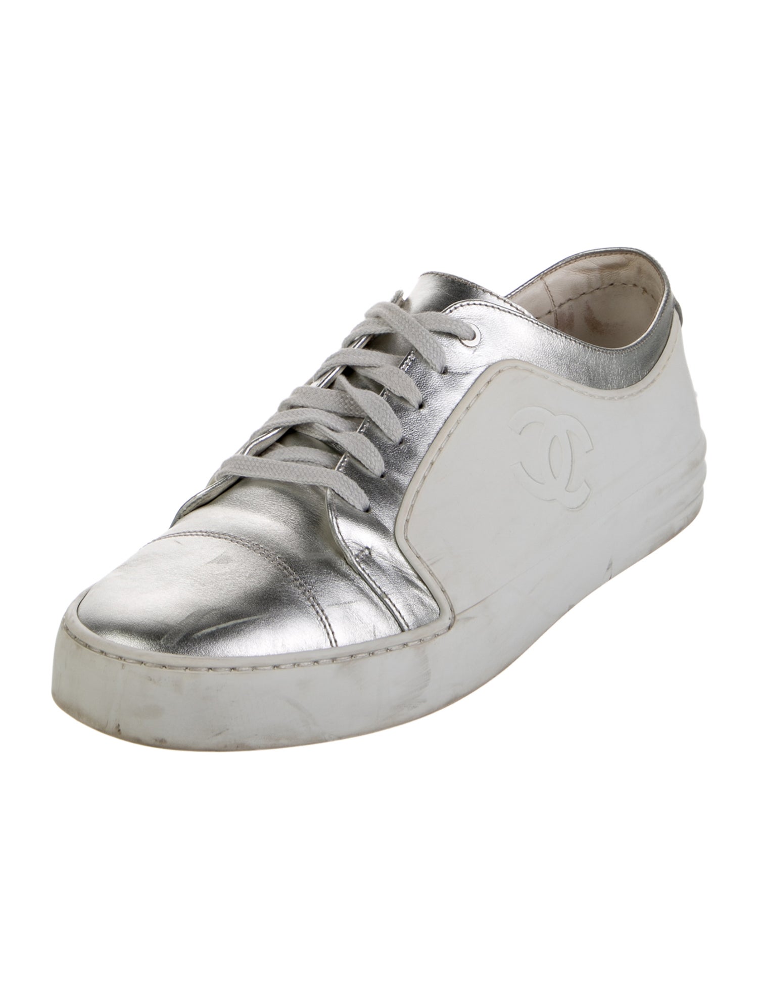 Chanel Interlocking CC Logo Leather Sneakers