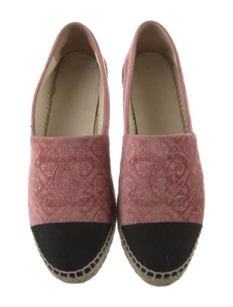 Chanel 2017 Interlocking CC Logo Espadrilles