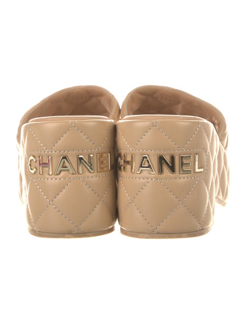 Chanel Interlocking CC Logo Leather Slides