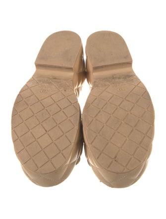 Chanel Interlocking CC Logo Leather Slides